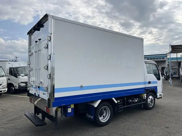 いすゞ エルフ 小型 冷凍冷蔵 低温 スタンバイの中古トラック画像2