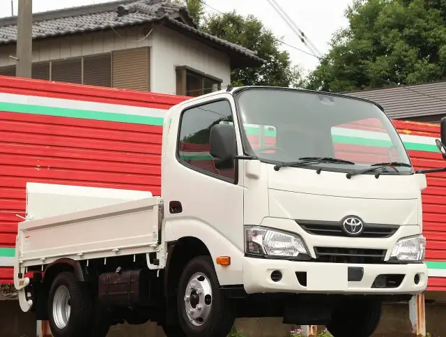 トヨタ トヨエース 小型 平ボディ パワーゲート TPG-XZU605の中古トラック画像2