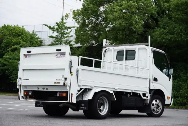 トヨタ ダイナ 小型 平ボディ パワーゲート 床鉄板の中古トラック画像3