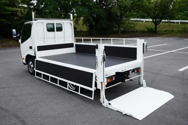 トヨタ ダイナ 小型 平ボディ パワーゲート 床鉄板の中古トラック画像7