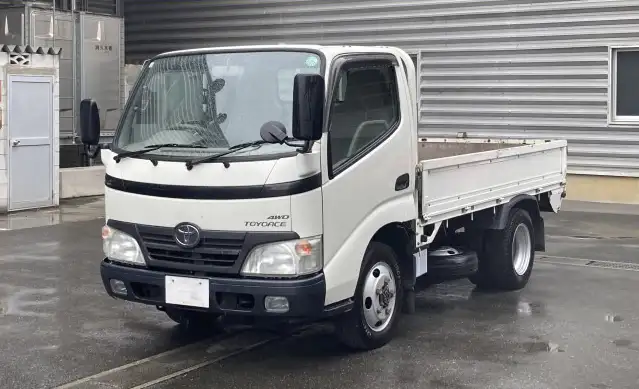 トヨタ トヨエース 小型 平ボディ 床鉄板 BDG-XZU368の中古トラック画像1