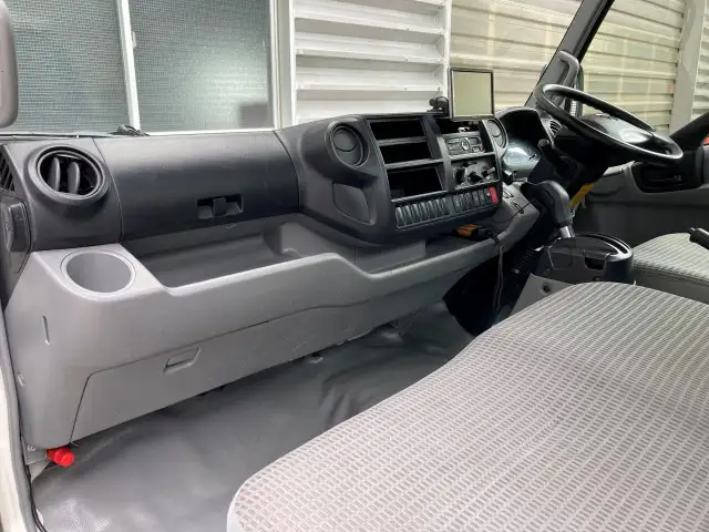 トヨタ ダイナ 小型 平ボディ パワーゲート TPG-XZU712の中古トラック画像9