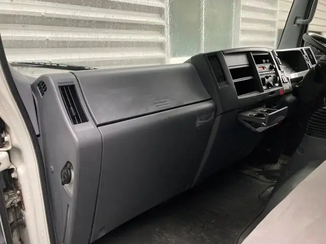 いすゞ エルフ 小型 アルミバン パワーゲート サイドドアの中古トラック画像11