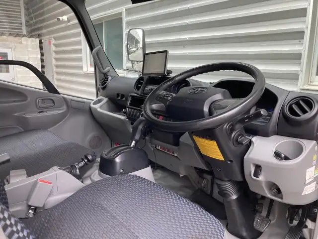 トヨタ ダイナ 小型 アルミバン サイドドア 2RG-XZC605の中古トラック画像10