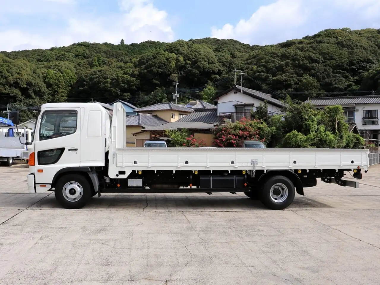 日野 レンジャー 中型/増トン 平ボディ ベッド TPG-FD7JLAAの中古トラック画像8