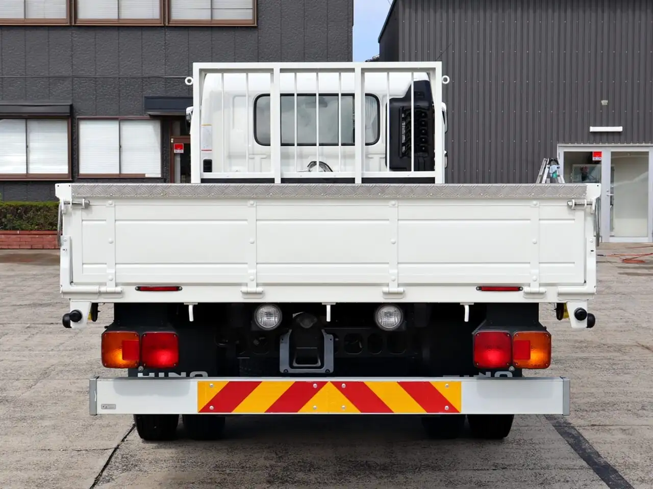 日野 レンジャー 中型/増トン 平ボディ ベッド TPG-FD7JLAAの中古トラック画像6