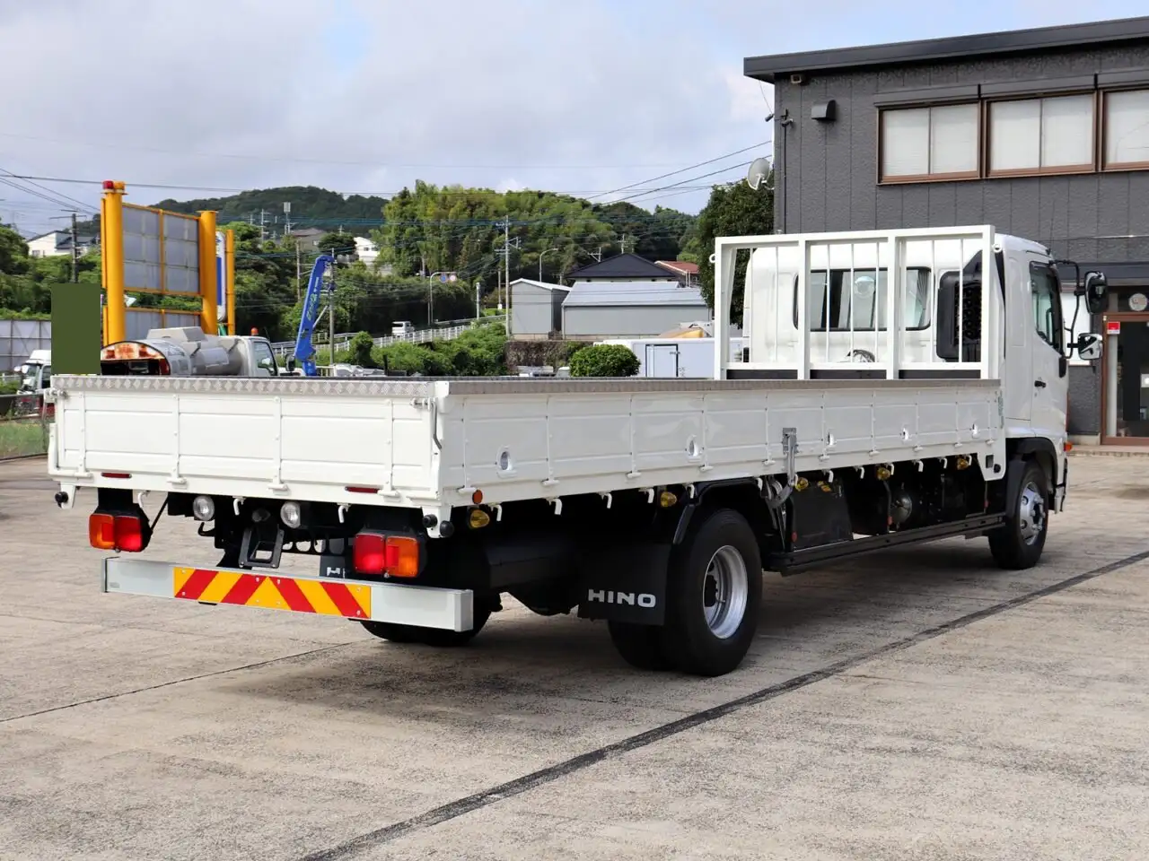 日野 レンジャー 中型/増トン 平ボディ ベッド TPG-FD7JLAAの中古トラック画像5