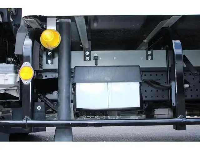 いすゞ エルフ 小型 冷凍冷蔵 低温 床アルミの中古トラック画像16