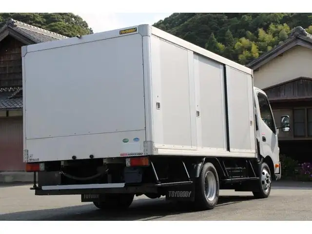 日野 デュトロ 小型 アルミバン ボトルカー サイドドアの中古トラック画像2