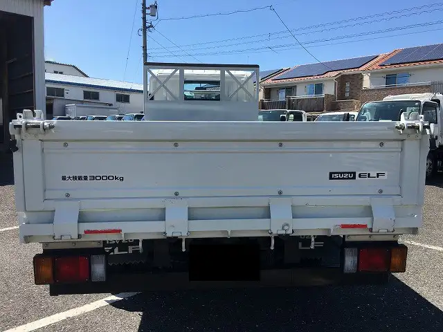 いすゞ エルフ 小型 平ボディ TRG-NMR85AR H29の中古トラック画像4