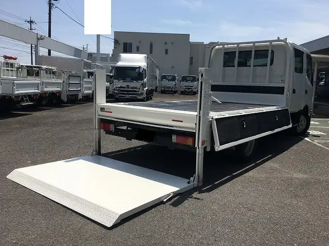 日野 デュトロ 小型 平ボディ Wキャブ パワーゲートの中古トラック画像5