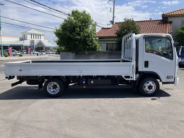 いすゞ エルフ 小型 平ボディ 2PG-NPS88AR R3の中古トラック画像3