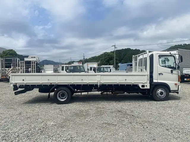 日野 レンジャー 中型/増トン 平ボディ TKG-FC9JKAP H24の中古トラック画像3