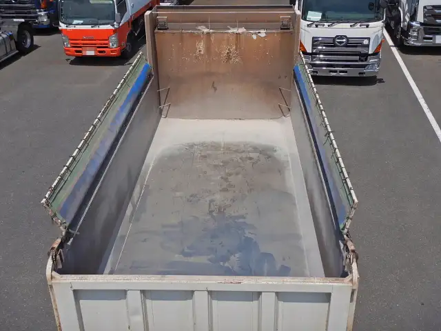 いすゞ ギガ 大型 ダンプ 土砂禁 コボレーンの中古トラック画像9