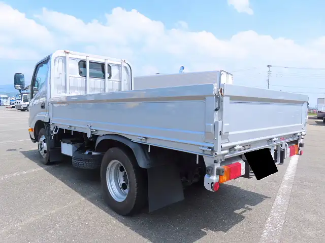 日野 デュトロ 小型 平ボディ 2RG-XZU605M R3の中古トラック画像6