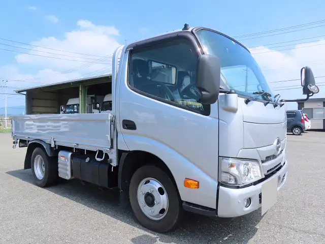 日野 デュトロ 小型 平ボディ 2RG-XZU605M R3の中古トラック画像3