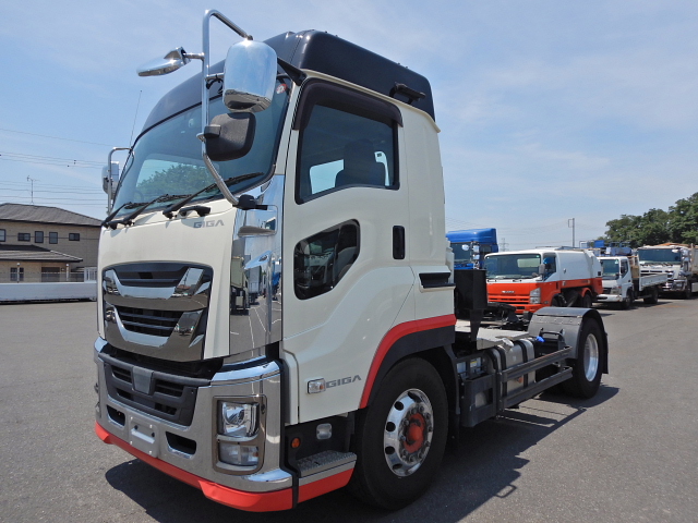 いすゞ ギガ 大型 トラクター