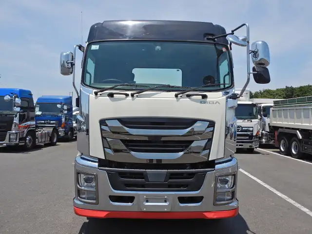 いすゞ ギガ 大型 トラクター ハイルーフ 1デフの中古トラック画像2