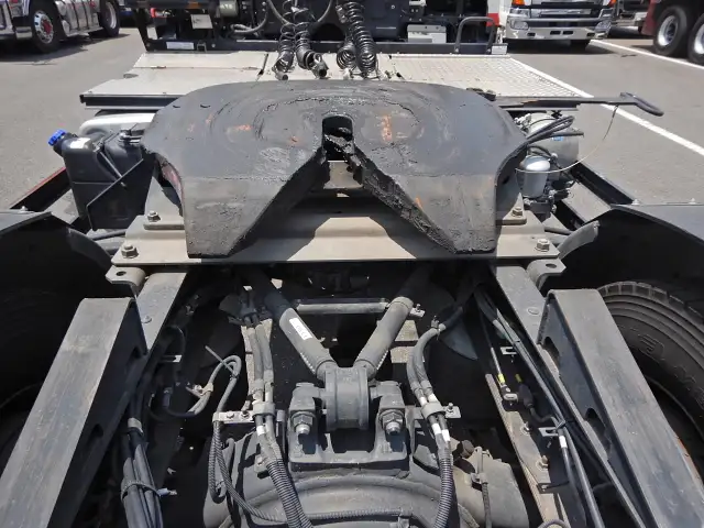 いすゞ ギガ 大型 トラクター ハイルーフ 1デフの中古トラック画像8