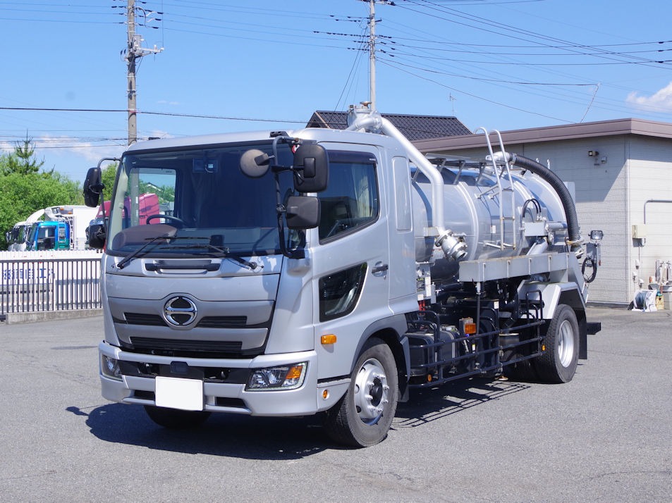 日野 レンジャー 中型/増トン タンク車 汚泥吸引車