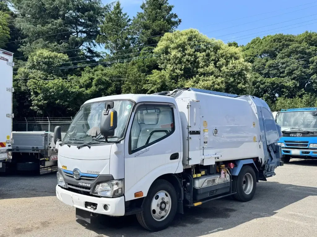 日野 デュトロ 小型 パッカー車