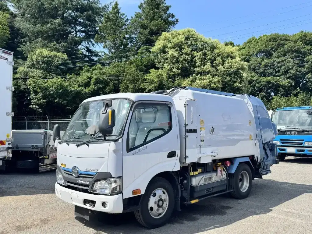 日野 デュトロ 小型 パッカー車 プレス式 TSG-XKU600Xの中古トラック画像1