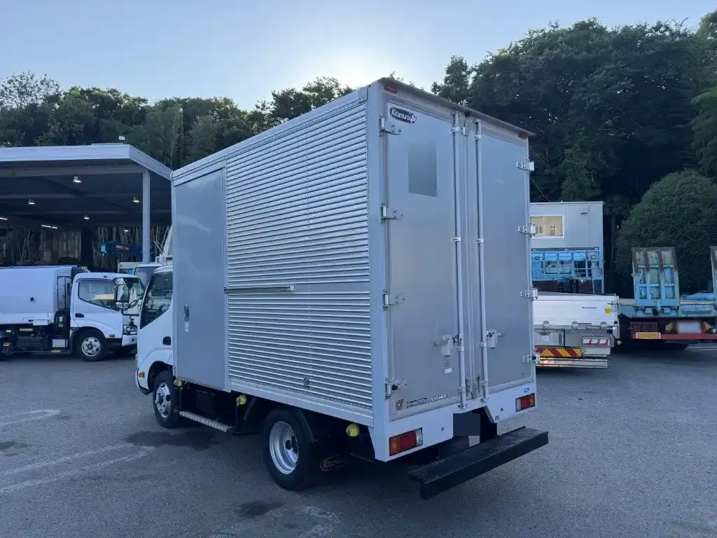 トヨタ トヨエース 小型 アルミバン サイドドア 2RG-XZC605の中古トラック画像4