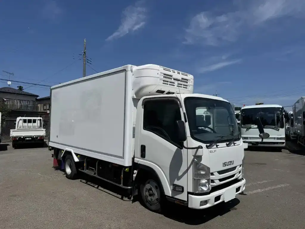 いすゞ エルフ 小型 冷凍冷蔵 低温 床アルミの中古トラック画像2