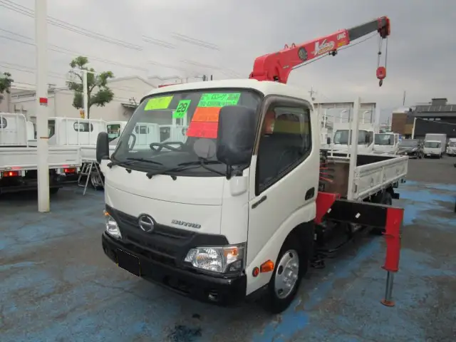 日野 デュトロ 小型 クレーン付 3段 フックインの中古トラック画像1