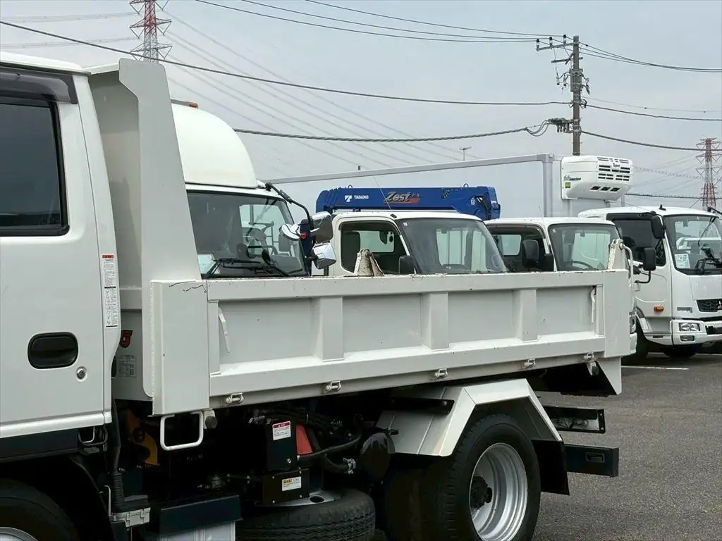 いすゞ エルフ 小型 ダンプ ローダー 2RG-NKR88ANの中古トラック画像5