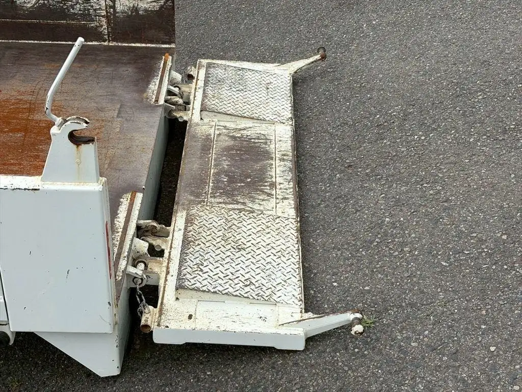 いすゞ エルフ 小型 ダンプ ローダー 2RG-NKR88ANの中古トラック画像11