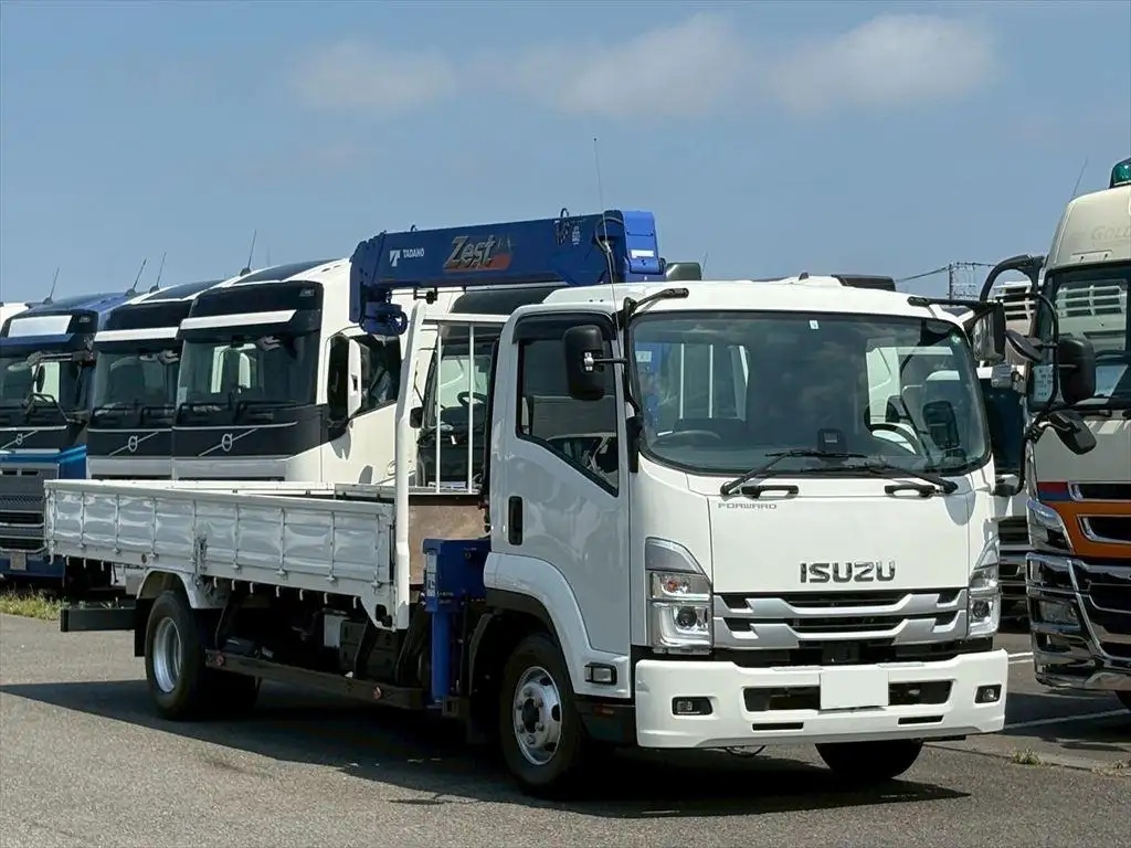 いすゞ フォワード 中型/増トン クレーン付 4段 ラジコンの中古トラック画像2