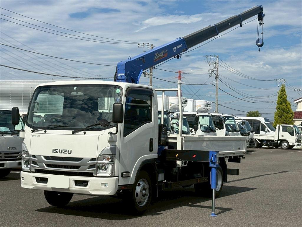 いすゞ エルフ 小型 クレーン付 4段 ラジコン の中古トラック【車両No.156697】