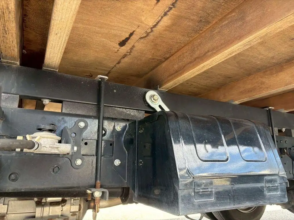 いすゞ エルフ 小型 クレーン付 4段 ラジコンの中古トラック画像18