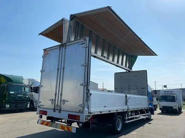 日野 レンジャー 中型/増トン ウイング エアサス ベッドの中古トラック画像5