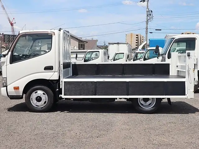 トヨタ ダイナ 小型 平ボディ パワーゲート 床鉄板の中古トラック画像6