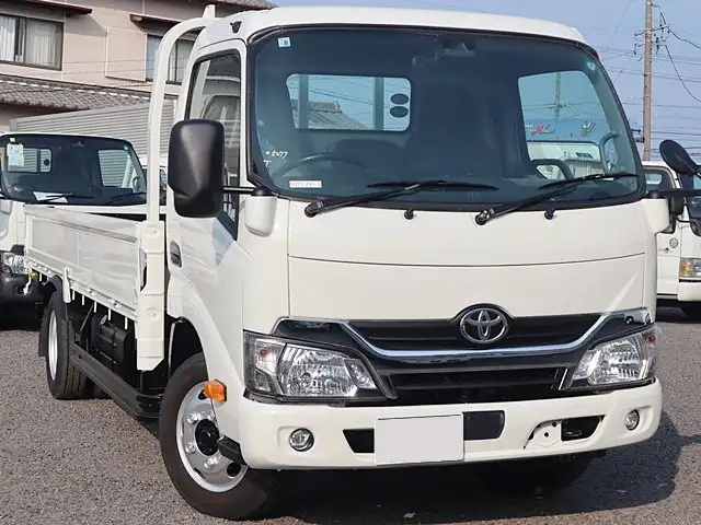 トヨタ トヨエース 小型 平ボディ TPG-XZC655 H29の中古トラック画像2