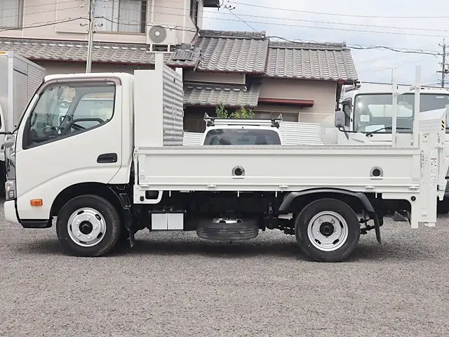 トヨタ ダイナ 小型 平ボディ パワーゲート 床鉄板の中古トラック画像5
