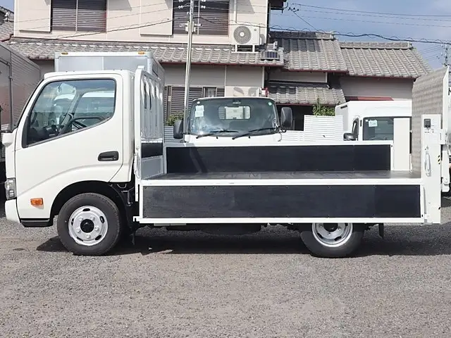 トヨタ ダイナ 小型 平ボディ パワーゲート 床鉄板の中古トラック画像6