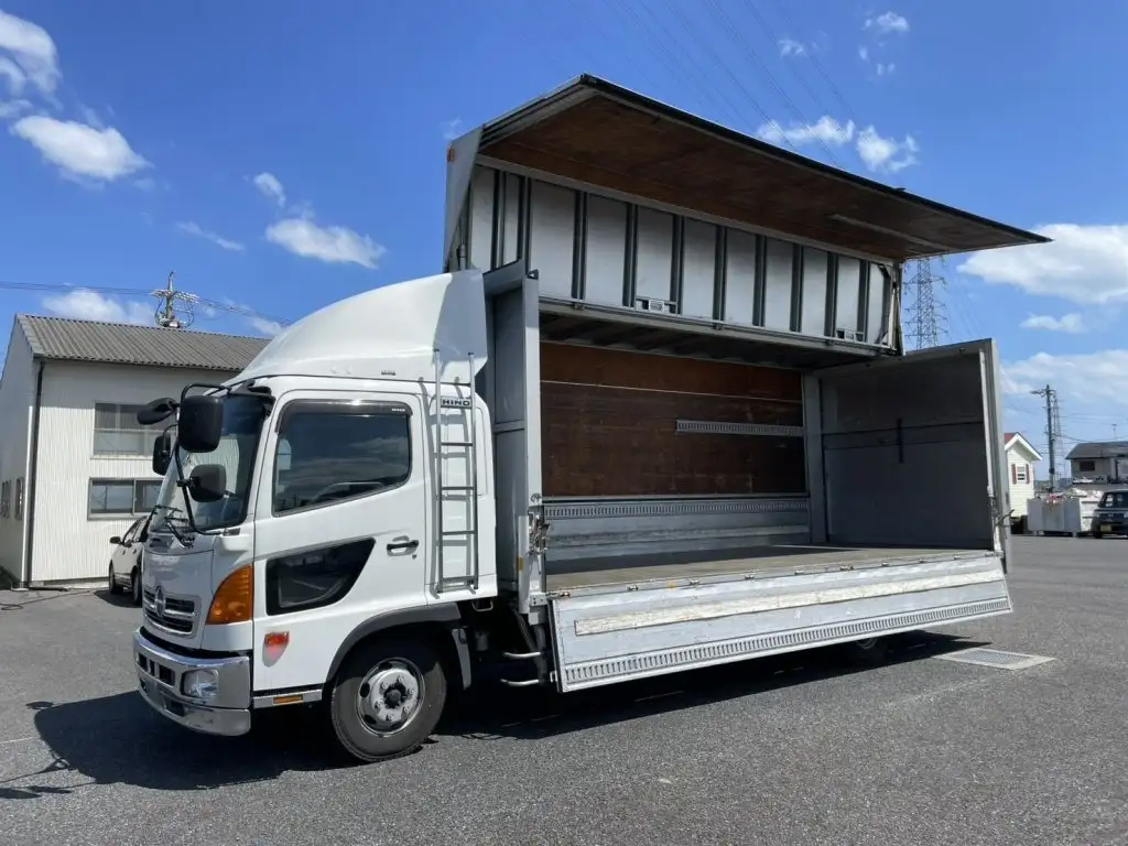 日野 レンジャー 中型/増トン ウイング パワーゲート エアサスの中古トラック画像6