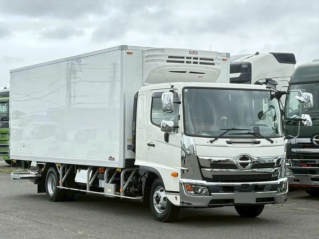 日野 レンジャー 中型/増トン 冷凍冷蔵 低温 パワーゲートの中古トラック画像2