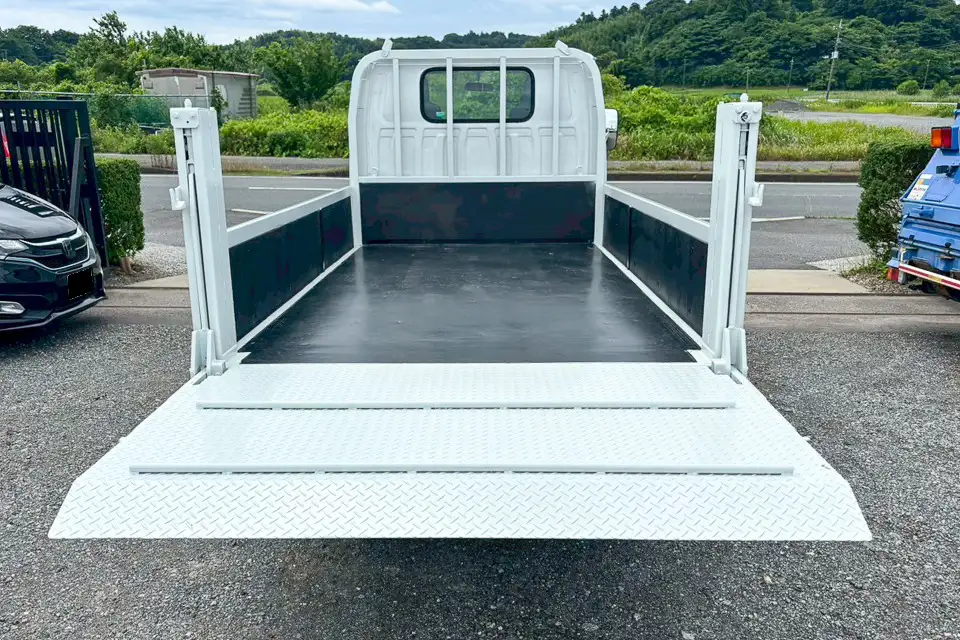 いすゞ エルフ 小型 平ボディ パワーゲート TKG-NJR85Aの中古トラック画像5