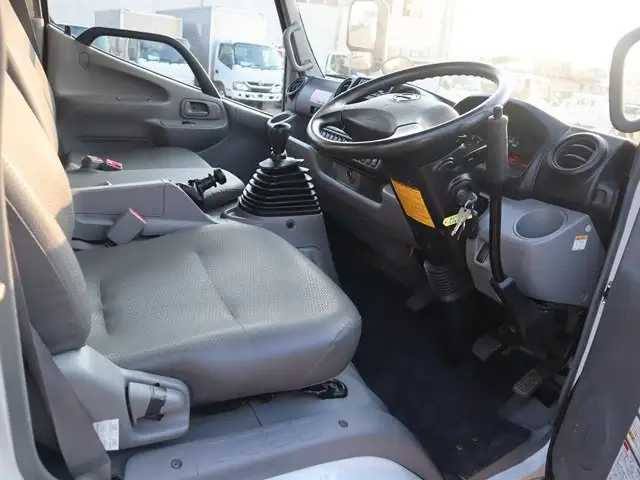 日野 デュトロ 小型 高所・建柱車 高所作業車 電工仕様の中古トラック画像14