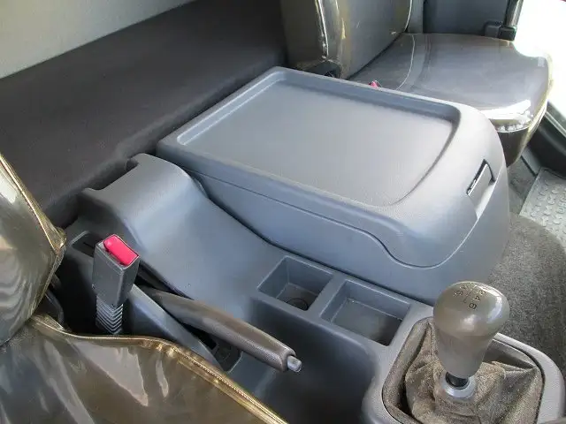 三菱 ファイター 中型/増トン ウイング ベッド TKG-FK61Fの中古トラック画像11