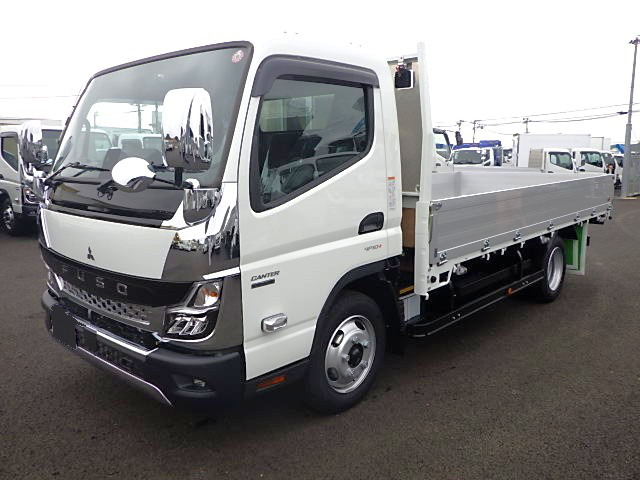 三菱 キャンター 小型 平ボディ Wキャブ 幌 の中古トラック【車両No.141325】