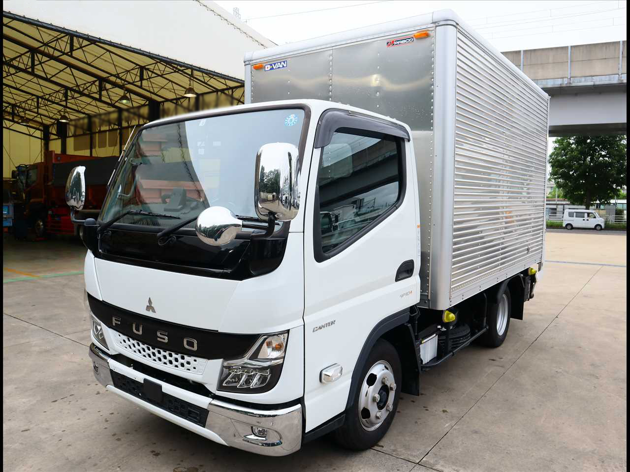 三菱 キャンター 小型 アルミバン ジョルダー 2RG-FDA20 の中古トラック【車両No.191341】
