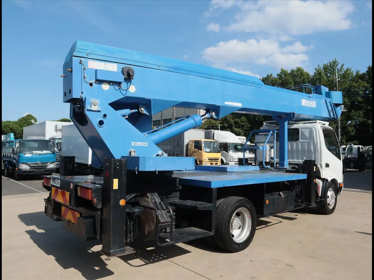 日野 デュトロ 小型 高所・建柱車 高所作業車 TKG-XZU650Fの中古トラック画像3