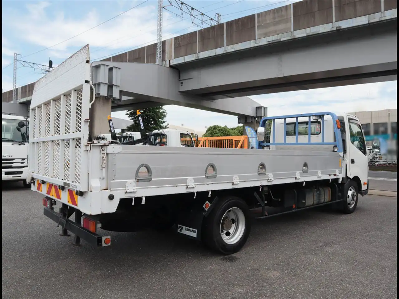 トヨタ ダイナ 小型 車両重機運搬 ラジコン ウインチの中古トラック画像3