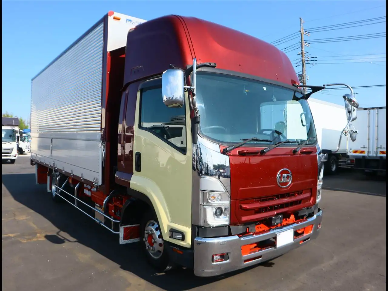 日産UD コンドル 中型/増トン ウイング エアサス ベッドの中古トラック画像2