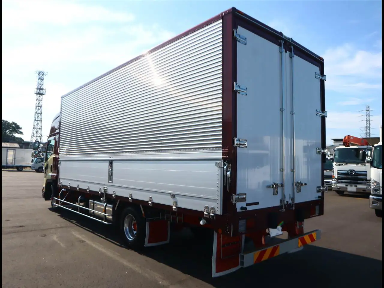 日産UD コンドル 中型/増トン ウイング エアサス ベッドの中古トラック画像4